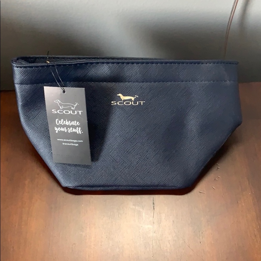 NWT Scout Crown Jewels makeup bag